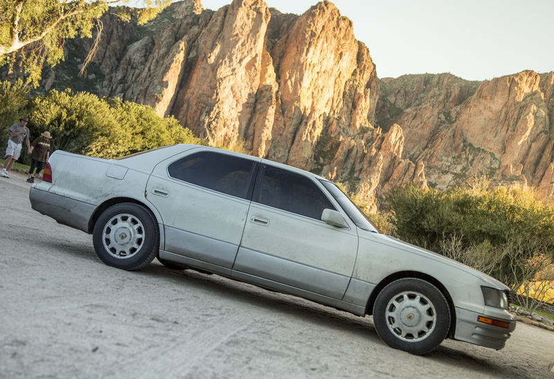 Illustration for article titled How Does A Brand New Lexus Compare To A Used One With 900,000 Miles?